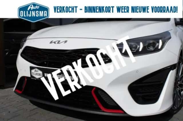 Kia Proceed (2022) thumbnail 5