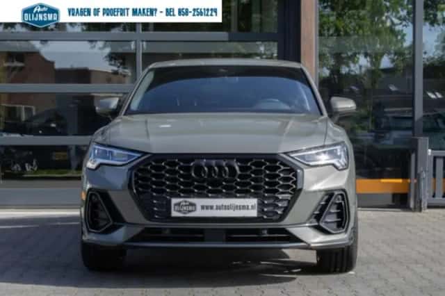 Audi Q3 (2023) thumbnail 3