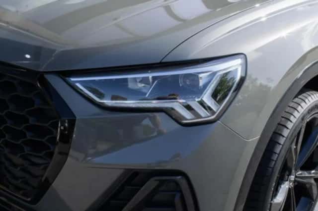 Audi Q3 (2023) thumbnail 6