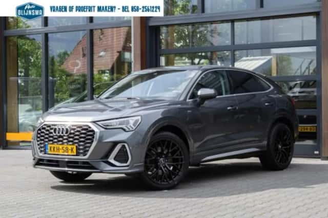 Audi Q3 (2022) thumbnail 4