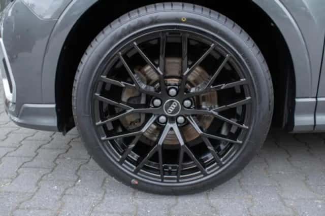 Audi Q3 (2022) thumbnail 6