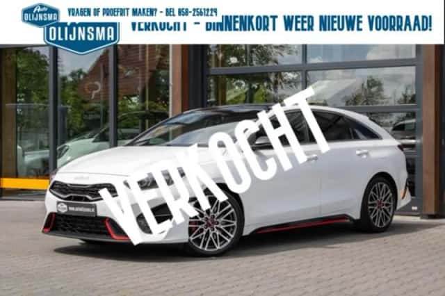 Kia Proceed (2022) thumbnail 4