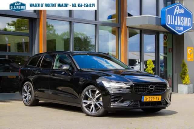 Volvo V60 (2024) thumbnail 1