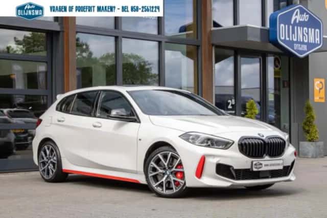 BMW 1-Serie (2023) thumbnail 1