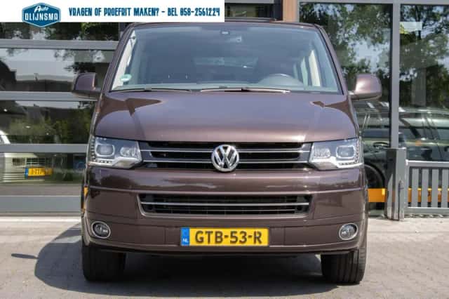 Volkswagen Transporter (2012) thumbnail 2