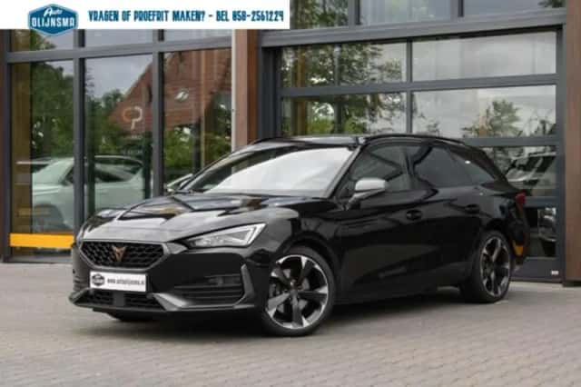 CUPRA Leon (2023) thumbnail 6