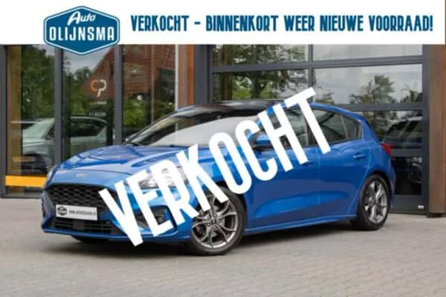 Ford Focus (2021) thumbnail 3