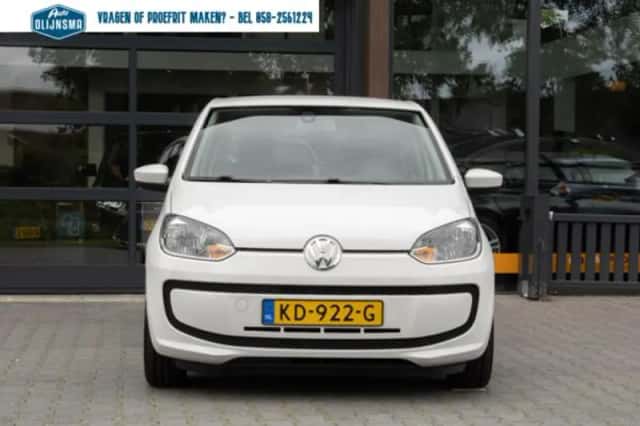 Volkswagen Up! (2016) thumbnail 3