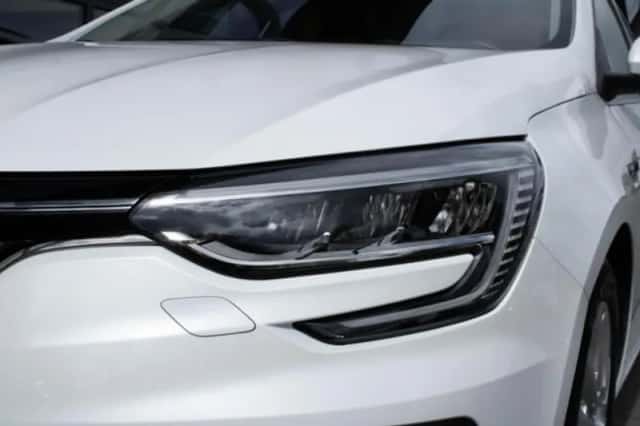 Renault Mégane (2022) thumbnail 6