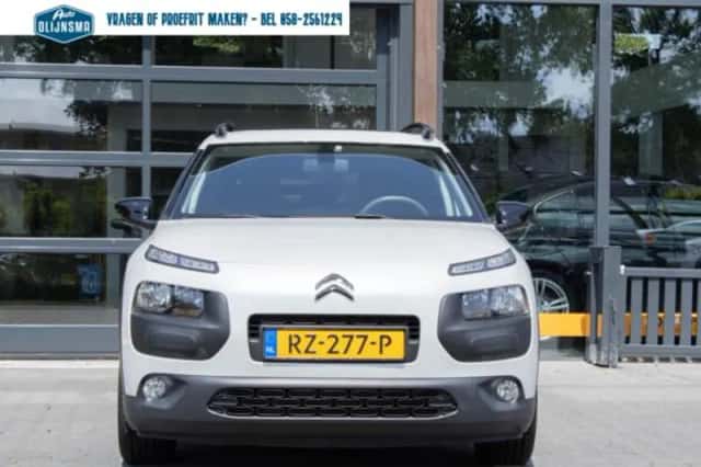 Citroën C4 (2018) thumbnail 3