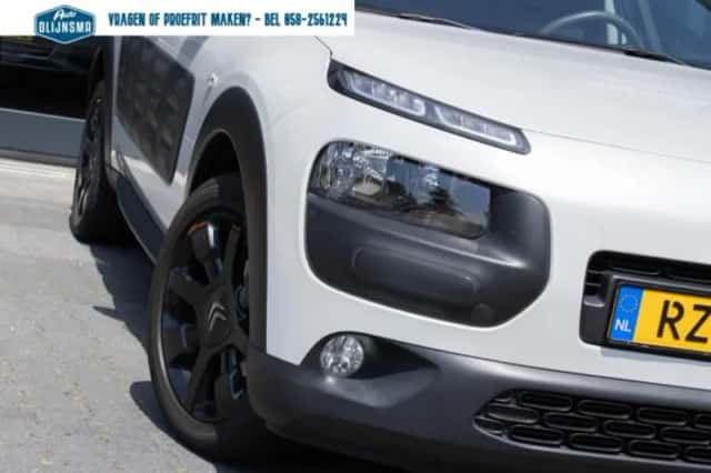 Citroën C4 (2018) thumbnail 5