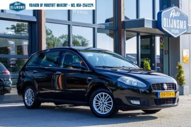 Fiat Croma (2012) thumbnail 1
