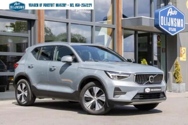 Volvo XC40 (2023) thumbnail 1