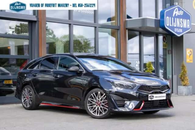 Kia Proceed (2023) thumbnail 1