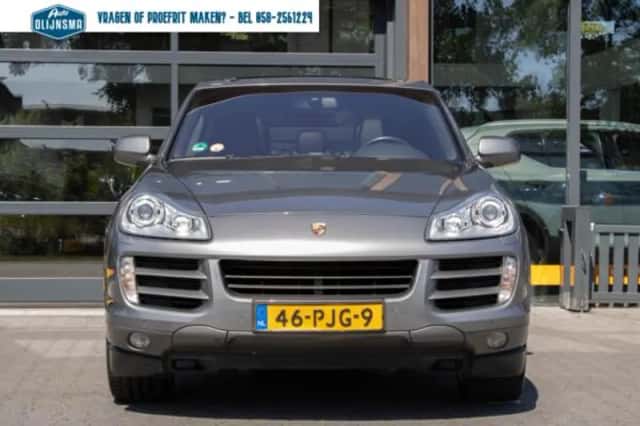 Porsche Cayenne (2007) thumbnail 2
