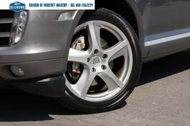 Porsche Cayenne (2007) thumbnail 5