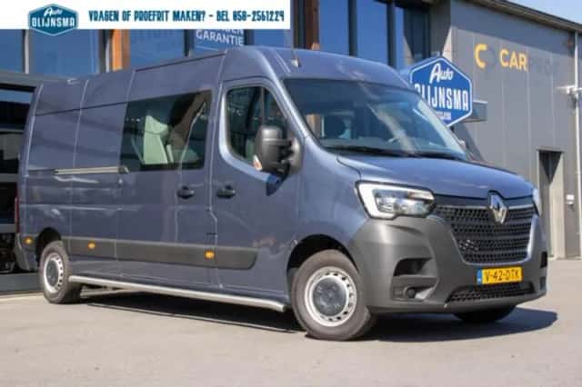 Renault Master (2024) thumbnail 1