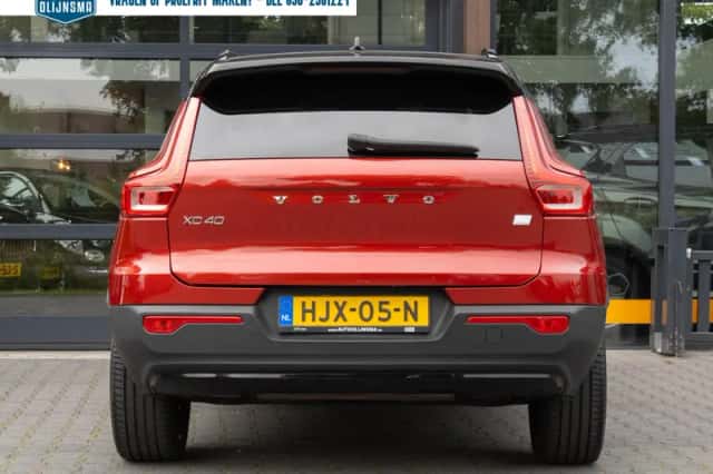 Volvo XC40 (2022) thumbnail 5