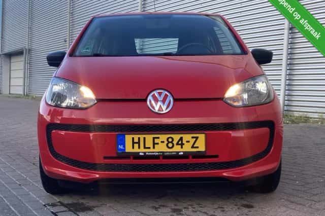 Volkswagen Up! (2011) thumbnail 5