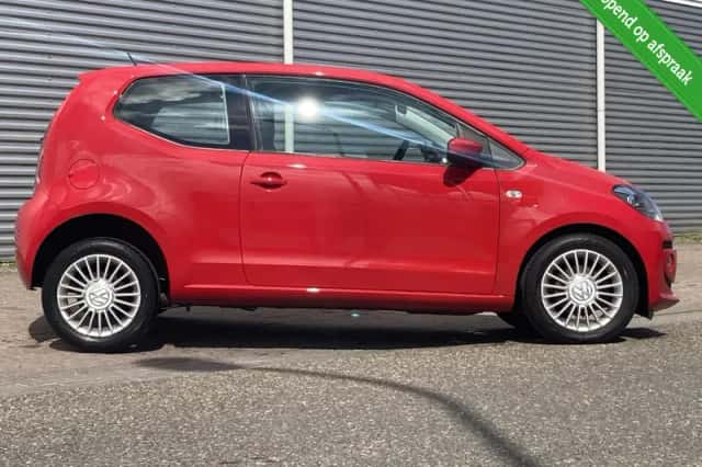 Volkswagen Up! (2012) thumbnail 5