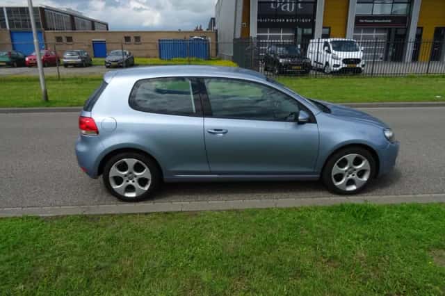 Volkswagen Golf (2008) thumbnail 6