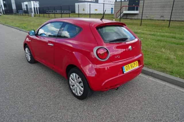 Alfa Romeo Mito (2012) thumbnail 3