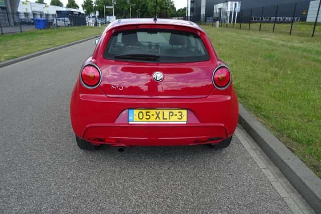 Alfa Romeo Mito (2012) thumbnail 4