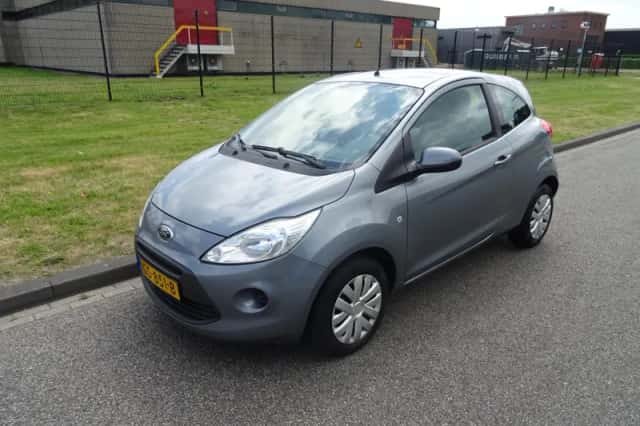 Ford Ka (2015) thumbnail 1