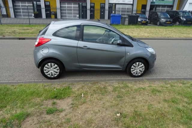 Ford Ka (2015) thumbnail 6