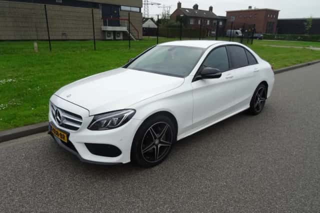 Mercedes-Benz C-Klasse (2016) thumbnail 1