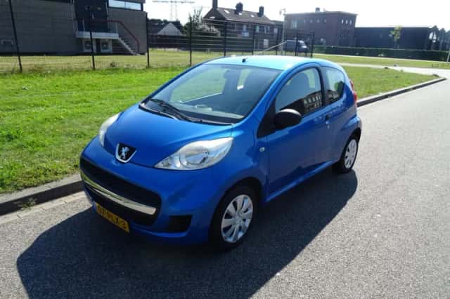 Peugeot 107 (2011) thumbnail 1