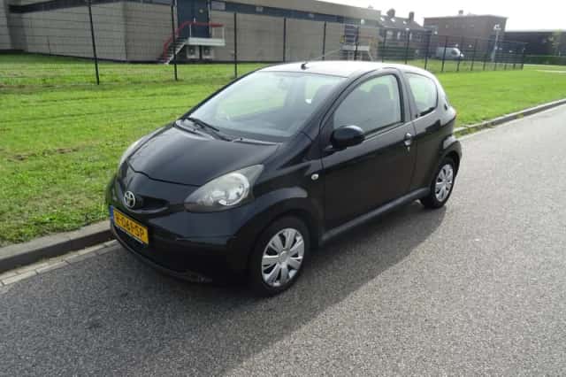 Toyota Aygo (2007) thumbnail 1