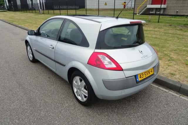 Renault Mégane (2003) thumbnail 3
