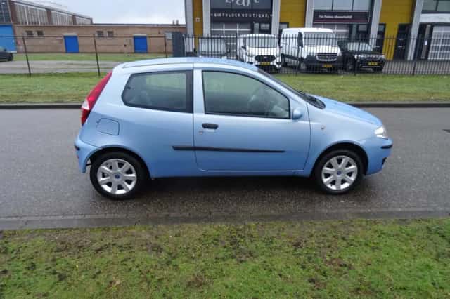 Fiat Punto (2005) thumbnail 6