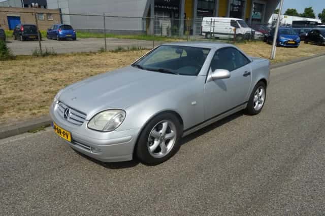 Mercedes-Benz SLK-Klasse (2000) thumbnail 1