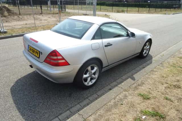 Mercedes-Benz SLK-Klasse (2000) thumbnail 5