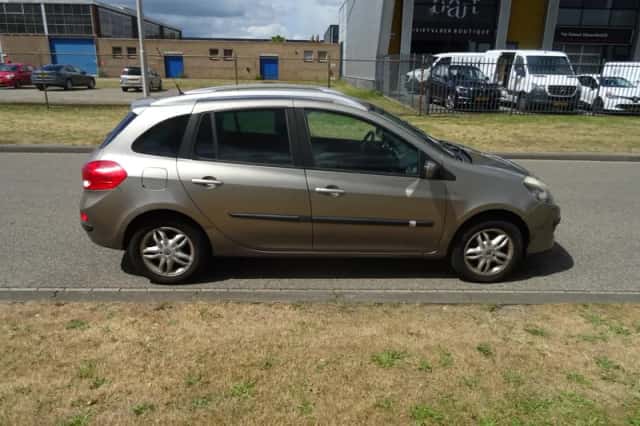 Renault Clio (2008) thumbnail 6