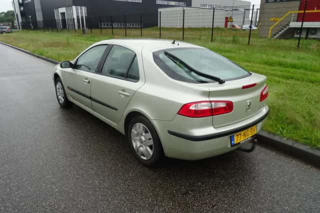 Renault Laguna (2003) thumbnail 3