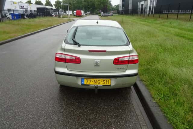 Renault Laguna (2003) thumbnail 4