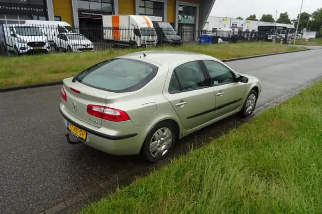 Renault Laguna (2003) thumbnail 5