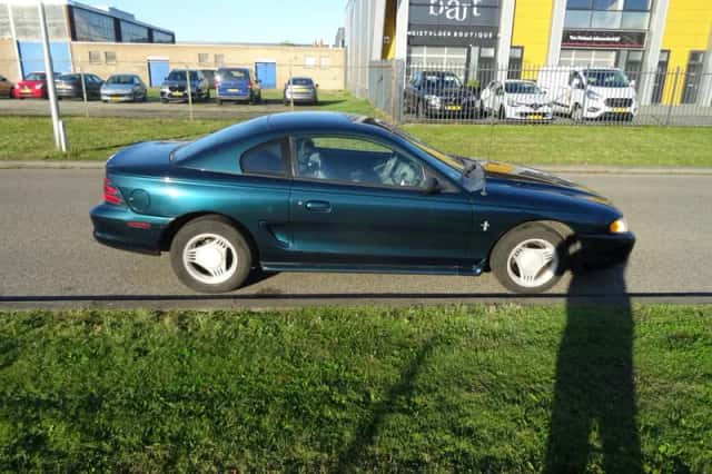 Ford Mustang (1996) thumbnail 6