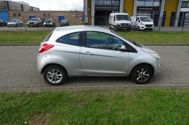 Ford Ka (2009) thumbnail 6