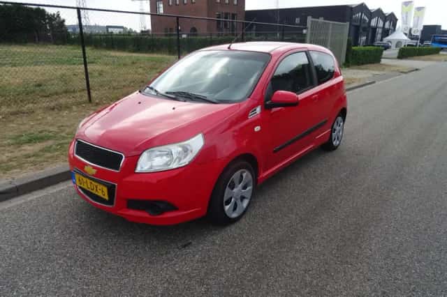 Chevrolet Aveo (2011) thumbnail 1