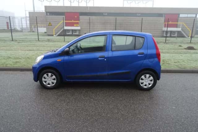 Daihatsu Cuore (2009) thumbnail 2