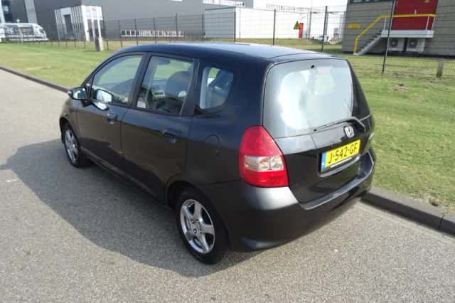 Honda Jazz (2008) thumbnail 3