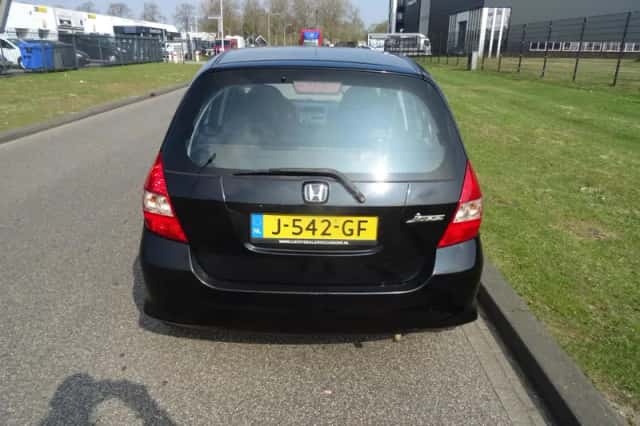 Honda Jazz (2008) thumbnail 4