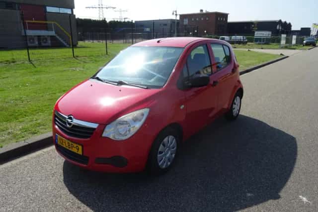 Opel Agila (2010) thumbnail 1