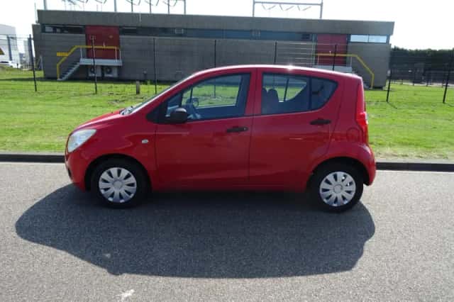 Opel Agila (2010) thumbnail 2