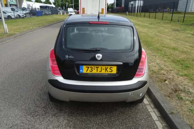Lancia Ypsilon (2006) thumbnail 4