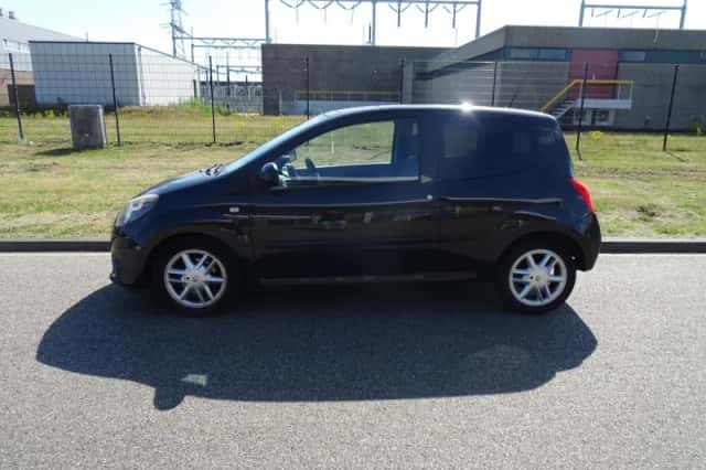 Renault Twingo (2008) thumbnail 2